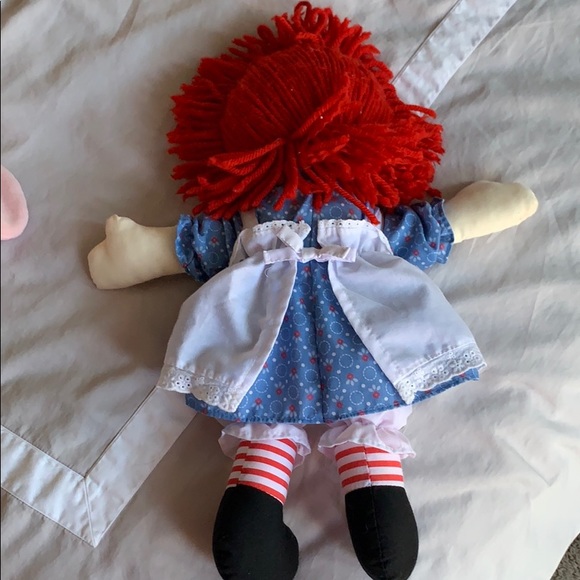 Raggedy Ann plush doll - Picture 4 of 5